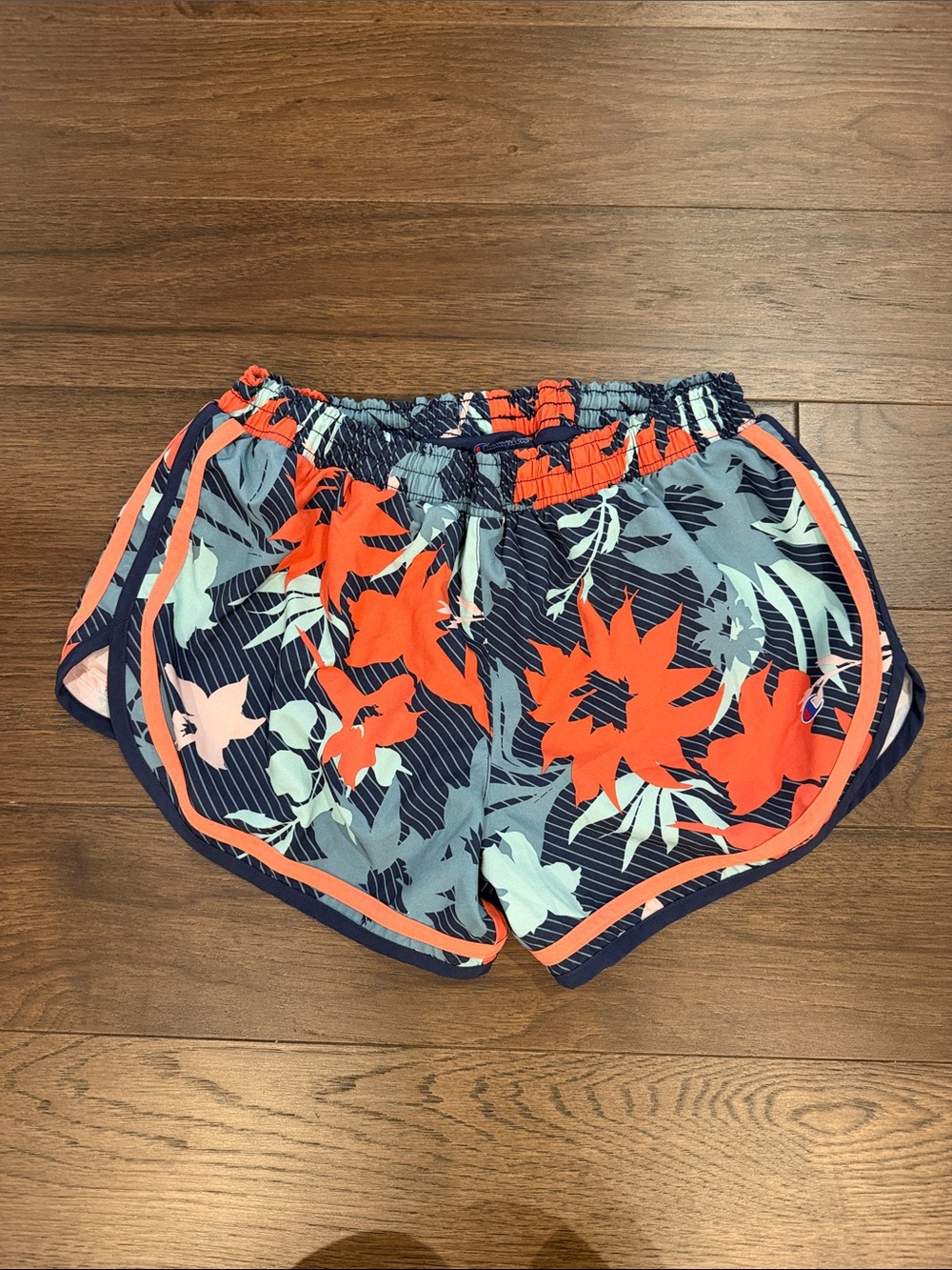 Champion Floral Navy Women’s Athletic Shorts Medium - C3-227